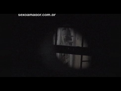 ❤️ Lourinho é filmado secretamente por um voyeur de bairro escondido atrás de tijolos ocos Porno duro em nós pt.porn-tub-sexer.ru ❌❤